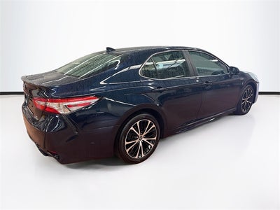 2020 Toyota Camry Hybrid SE