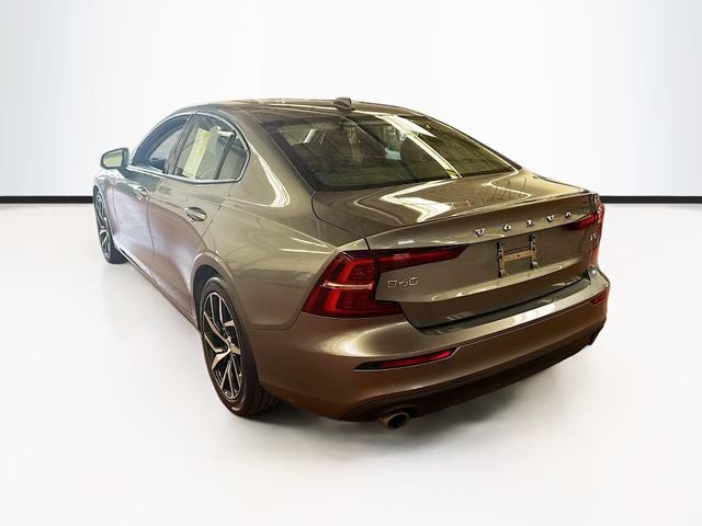 2020 Volvo S60 T5 Momentum