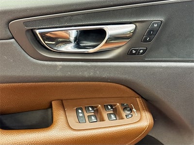 2019 Volvo XC60 T5 Momentum