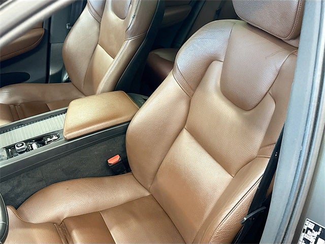 2019 Volvo XC60 T5 Momentum