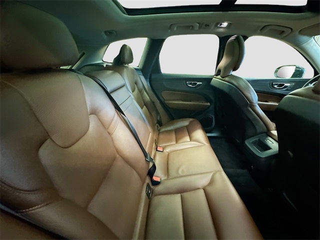 2019 Volvo XC60 T5 Momentum