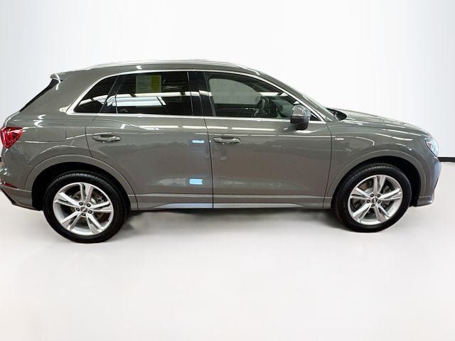 2020 Audi Q3 Premium Plus S line quattro