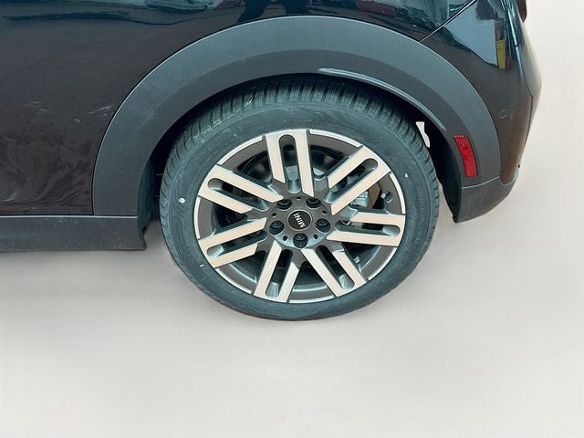 2026 MINI 2 DOOR ICONIC