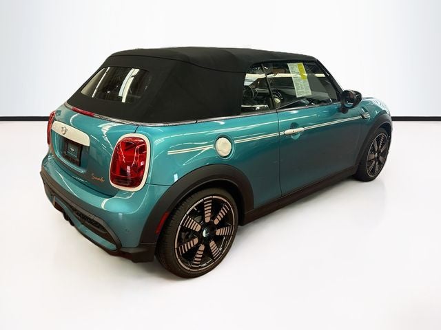 2024 MINI CONVERTIBLE Iconic