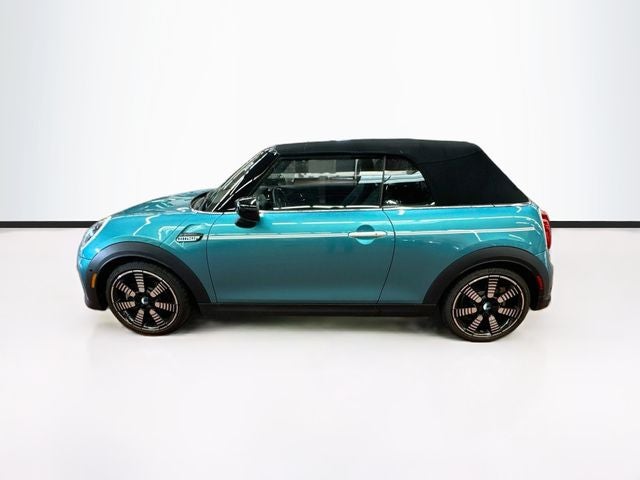 2024 MINI CONVERTIBLE Iconic