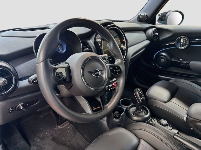 2024 MINI CONVERTIBLE Iconic