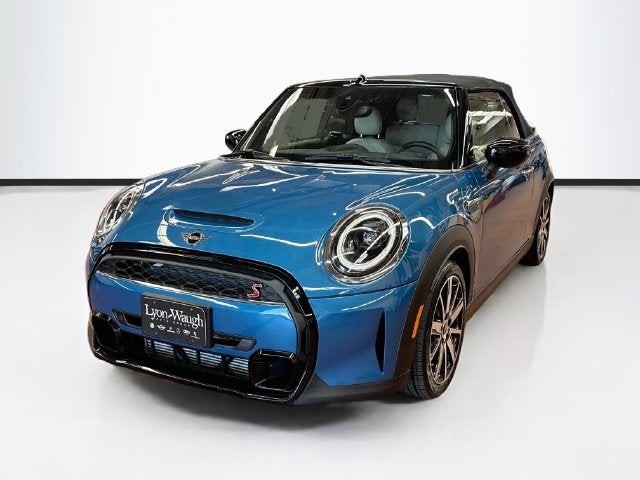 2024 MINI CONVERTIBLE Signature