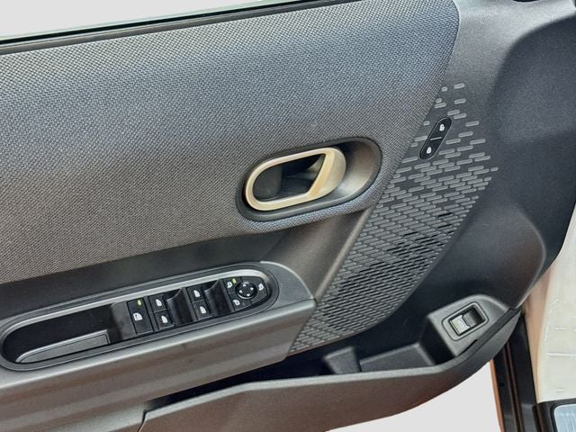 2026 MINI 4 DOOR Signature Plus