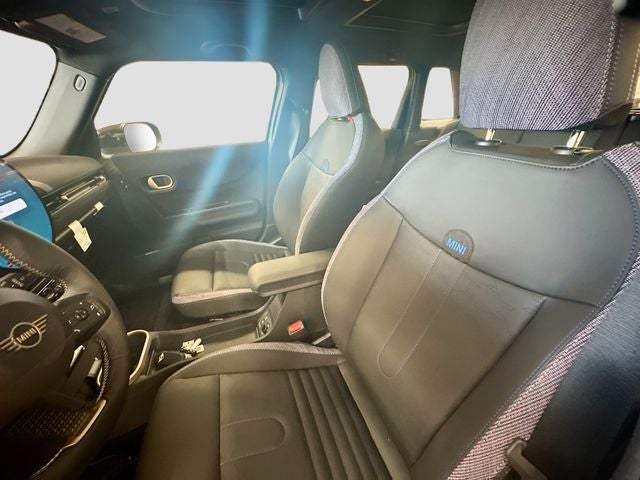 2026 MINI 4 DOOR SIGNATURE PLUS