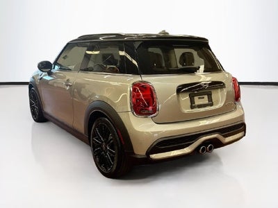2024 MINI HARDTOP 2 DOOR Signature