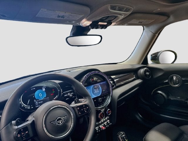 2024 MINI HARDTOP 2 DOOR Signature