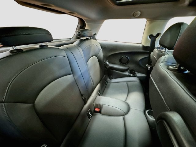 2024 MINI HARDTOP 2 DOOR Signature