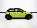 2024 MINI HARDTOP 2 DOOR Signature