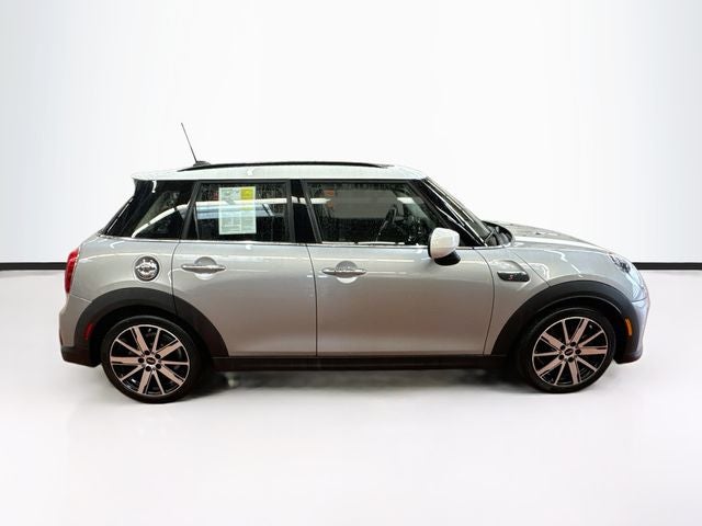 2023 MINI HARDTOP 4 DOOR Signature
