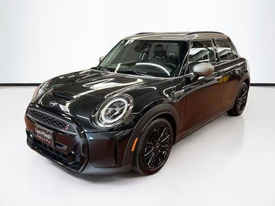 2024 MINI HARDTOP 4 DOOR Signature