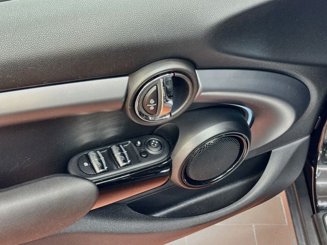 2024 MINI HARDTOP 4 DOOR Signature