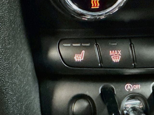 2024 MINI HARDTOP 4 DOOR Signature