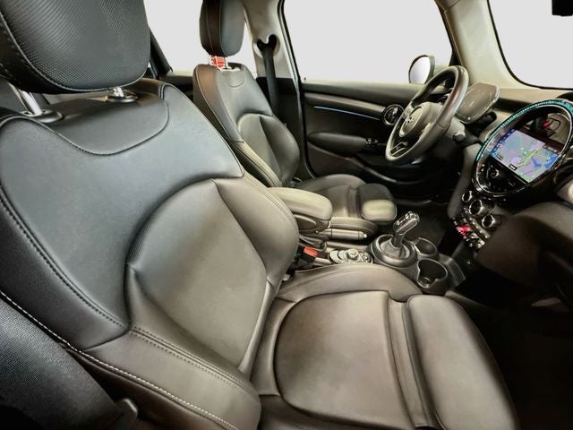 2024 MINI HARDTOP 4 DOOR Signature