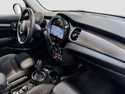 2024 MINI HARDTOP 4 DOOR Signature