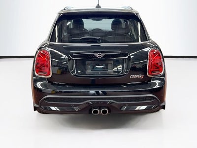 2024 MINI HARDTOP 4 DOOR Signature
