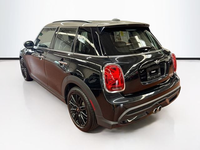 2024 MINI HARDTOP 4 DOOR Signature