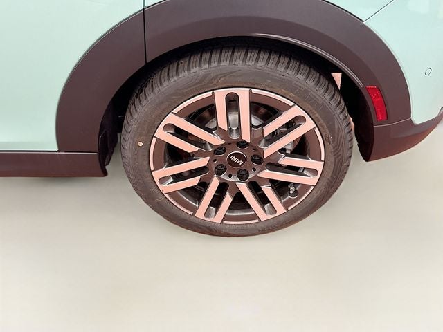 2026 MINI 4 DOOR SIGNATURE PLUS