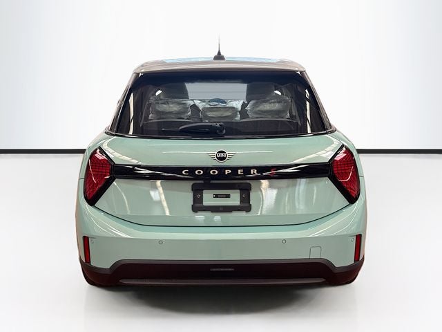 2026 MINI 4 DOOR SIGNATURE PLUS