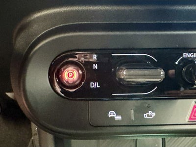 2026 MINI 4 DOOR ICONIC