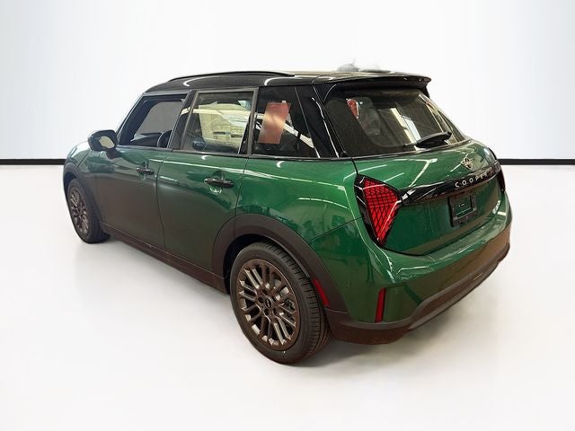 2026 MINI 4 DOOR ICONIC