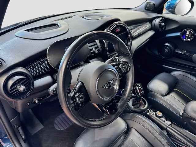 2021 MINI CONVERTIBLE Iconic