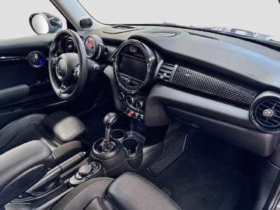 2019 MINI HARDTOP 2 DOOR Iconic