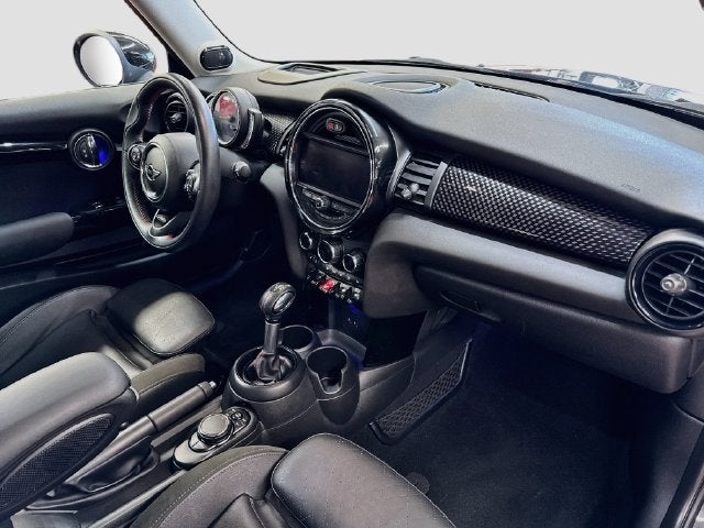 2019 MINI HARDTOP 2 DOOR Iconic