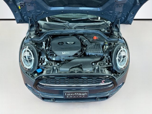 2019 MINI HARDTOP 2 DOOR Iconic