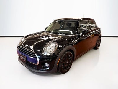 2018 MINI HARDTOP 4 DOOR Base