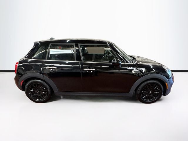 2018 MINI HARDTOP 4 DOOR Base