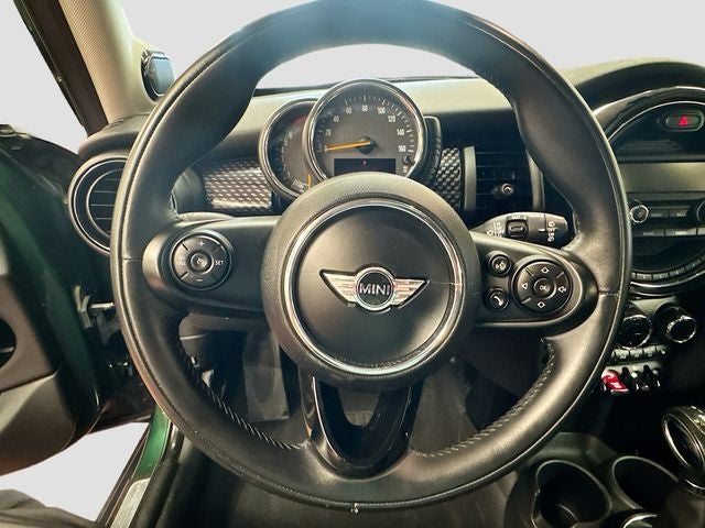 2016 MINI HARDTOP 4 DOOR Base