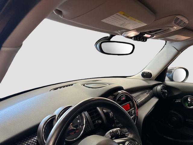 2016 MINI HARDTOP 4 DOOR Base