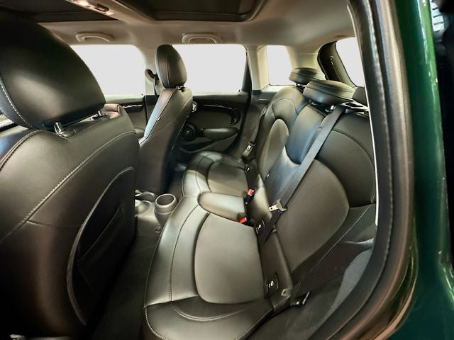 2016 MINI HARDTOP 4 DOOR Base