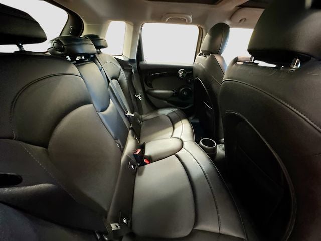 2016 MINI HARDTOP 4 DOOR Base