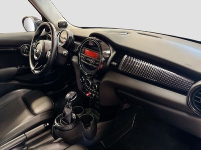 2016 MINI HARDTOP 4 DOOR Base
