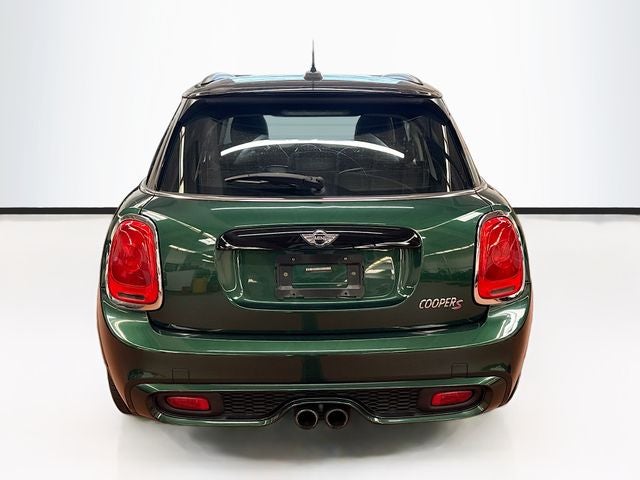 2016 MINI HARDTOP 4 DOOR Base