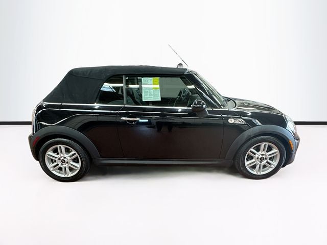 2014 MINI CONVERTIBLE Base