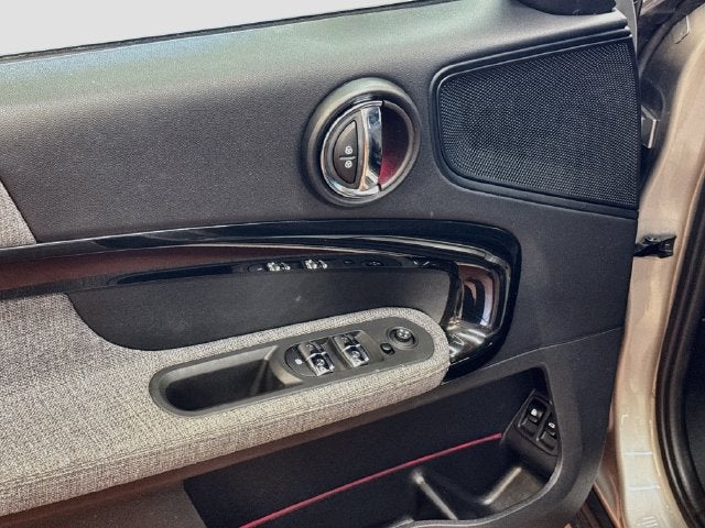 2023 MINI COUNTRYMAN Signature