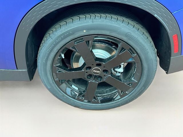 2027 MINI COUNTRYMAN ICONIC