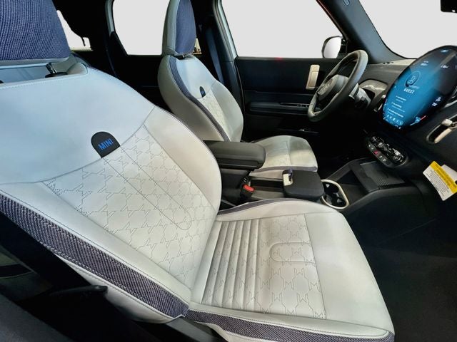 2026 MINI COUNTRYMAN Iconic