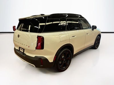 2026 MINI COUNTRYMAN Iconic