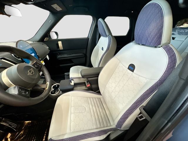 2027 MINI COUNTRYMAN ICONIC