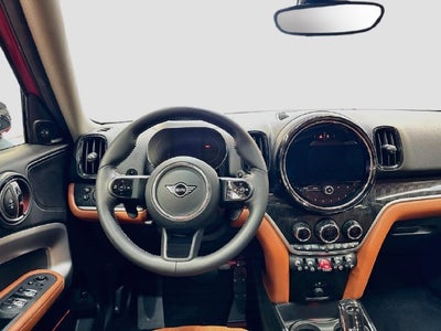2024 MINI COUNTRYMAN Iconic