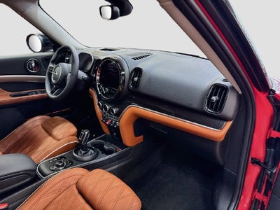 2024 MINI COUNTRYMAN Iconic