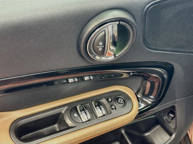 2018 MINI COUNTRYMAN Base
